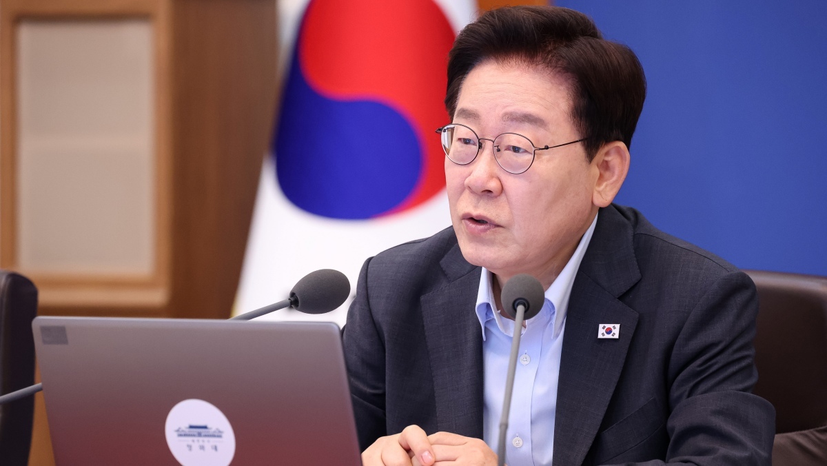 이 대통령, 기록적 폭염에 “국가 재난 사태로 보고 총력 대응”