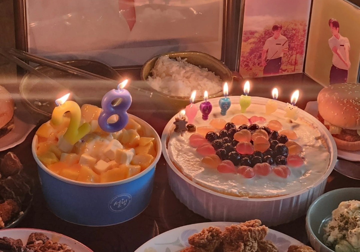 아들의 28번째 생일을 맞아 이지한 어머니가 차린 생일상 / 이지한 인스타그램