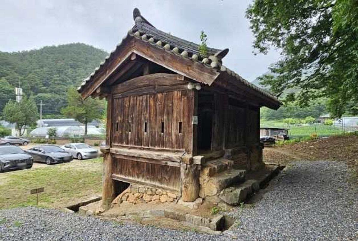 영월 보덕사 해우소. / 국가유산청