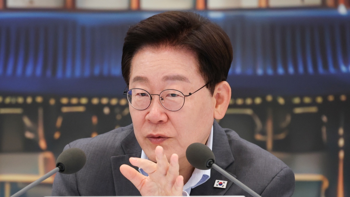 “육사, 쿠데타 세 번 해도 책임 안 졌다”…이 대통령 작심 발언