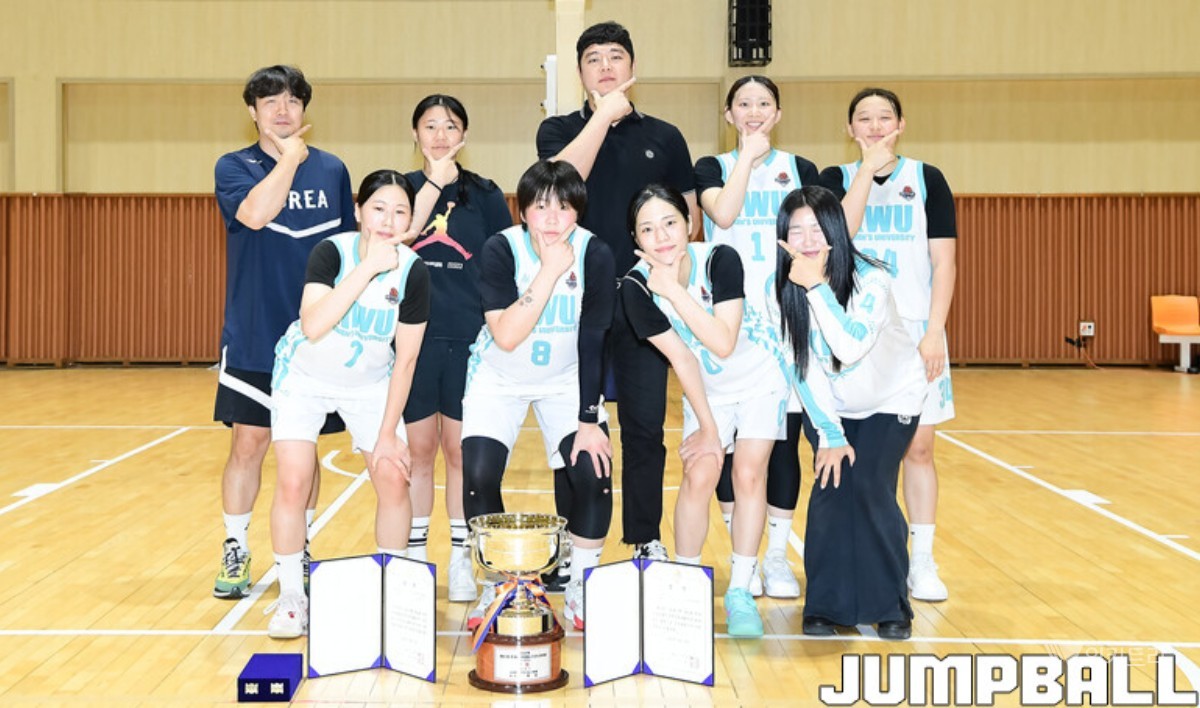 광주여자대학교(총장 이선재)는 농구부가 '2026 하나은행 제81회 전국남녀종별농구선수권대회' 대학부 경기에서 준우승을 차지했다. / 광주여대