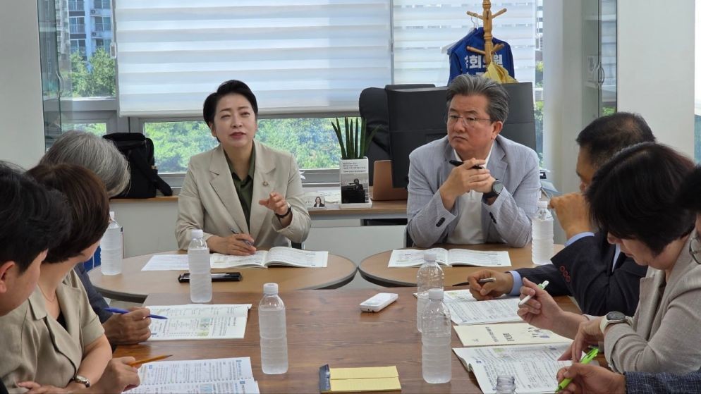 황정아 의원-정용래 구청장, 유성구 현안사업 점검 정책간담회 개최 / 의원실