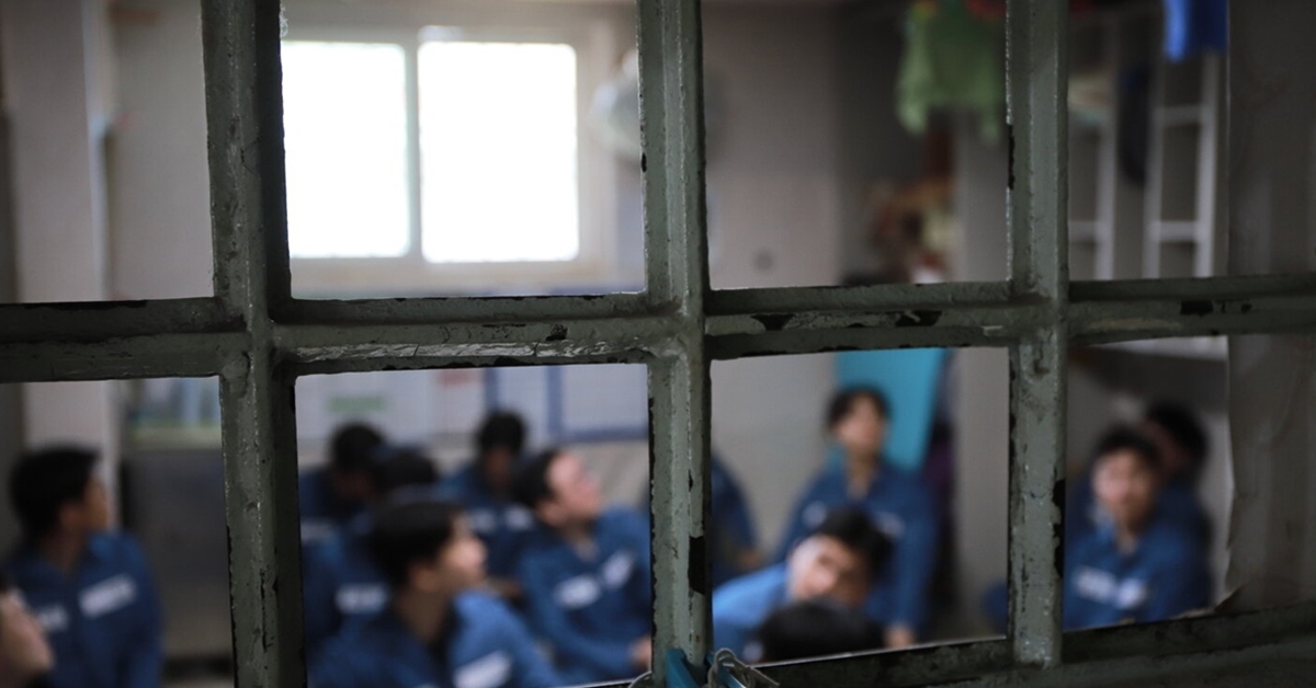 교도소 수용실 37도 육박... 전문가들이 비판 여론에도 에어컨 설치를 권장하는 이유