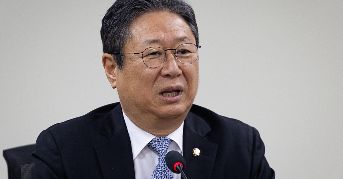 2030세대 격노케 한 민주당 의원 발언 연일 도마 위... 조롱 밈도 계속 나와