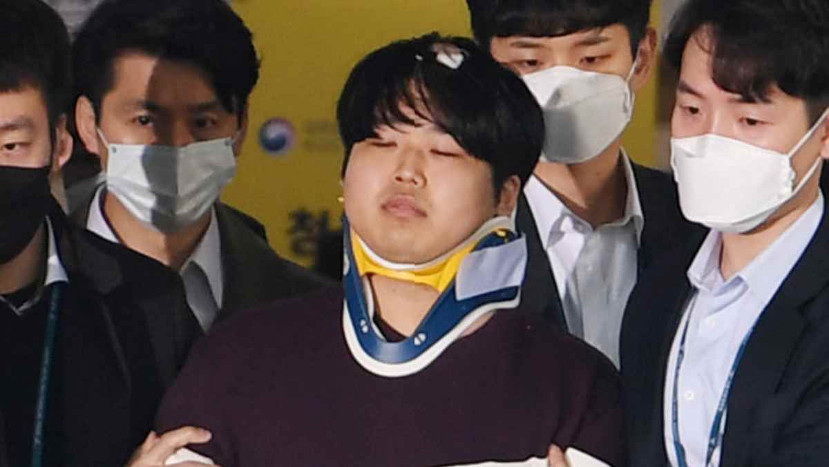 징역 '47년 4개월' 조주빈, 형량 줄이려다 헌재 만장일치 기각