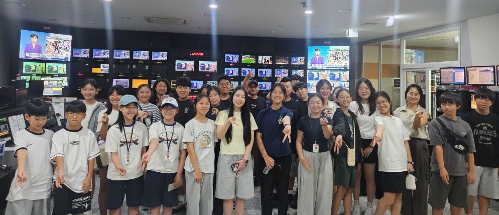행사에 참여한 참가자 단체 사진 / 세종시교육청