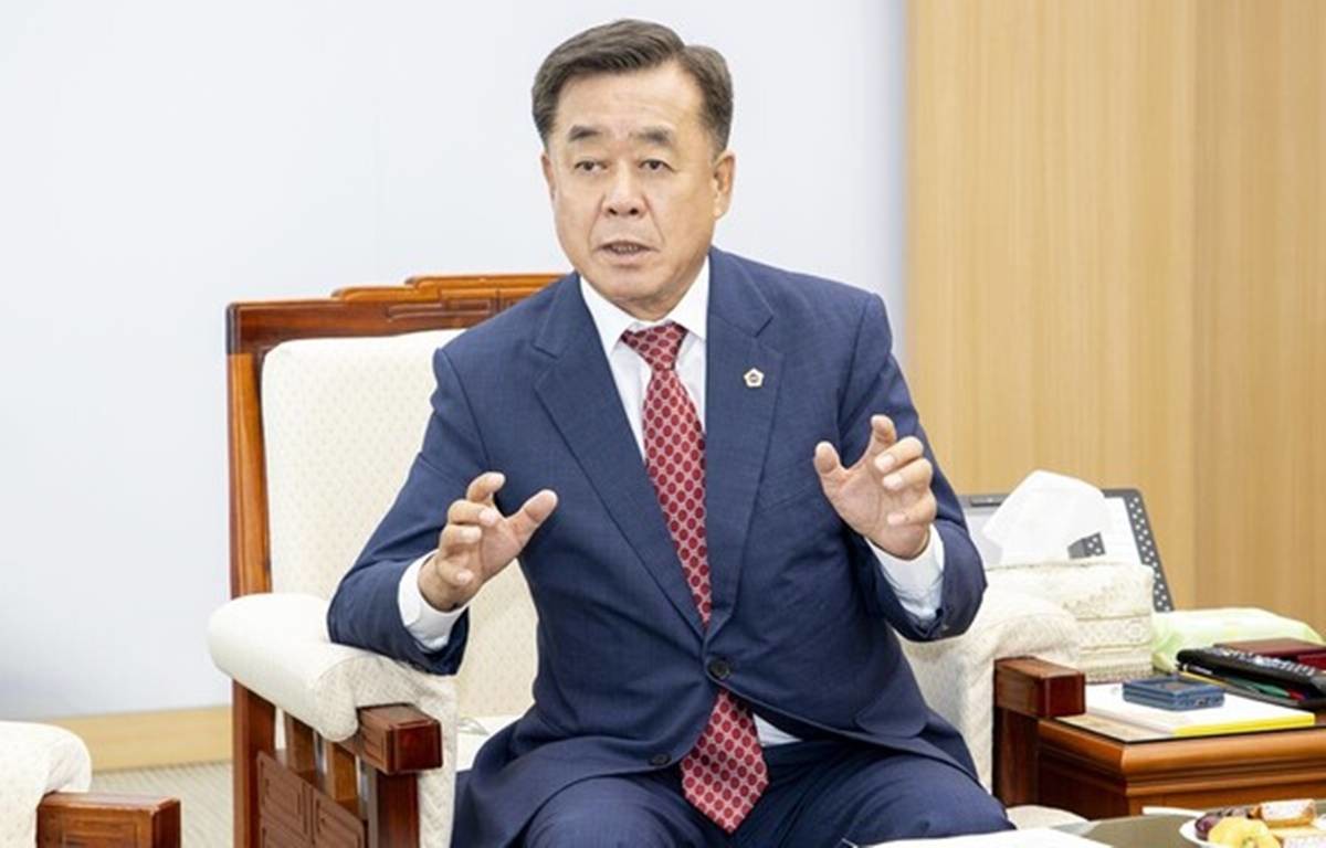취임 한 달을 맞은 김희수 의장 / 경북도의회 제공