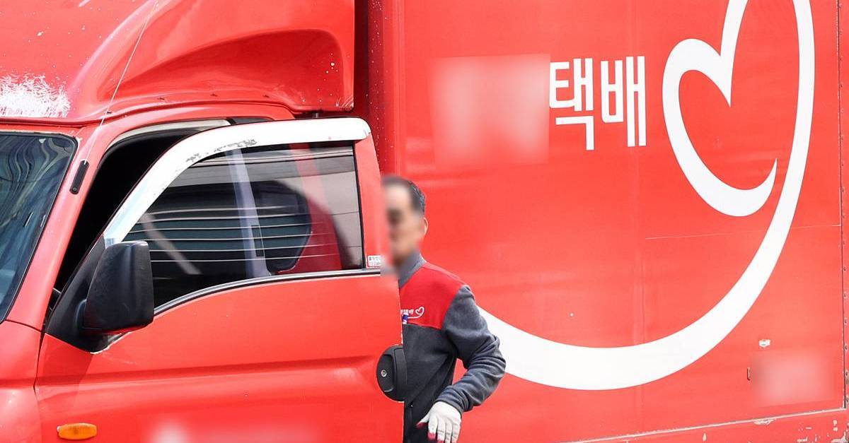 택배 ‘이틀간’ 멈춘다…광복절 연휴 앞두고 반드시 확인하세요
