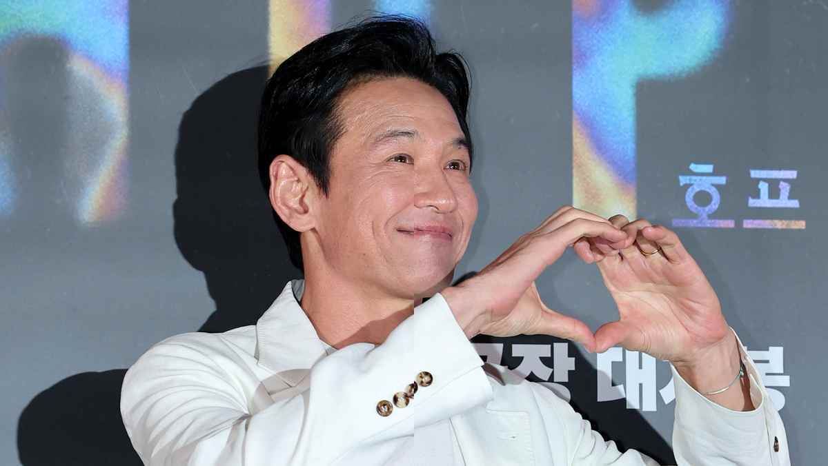 오늘 황정민 스토킹 사건 결심날에 첫방 게스트라는 유재석 간판 '이 예능'