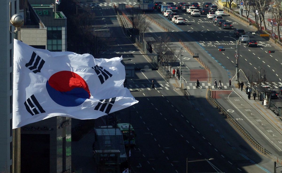 태극기 게양. 기사 이해를 돕기 위한 자료사진. / 뉴스1