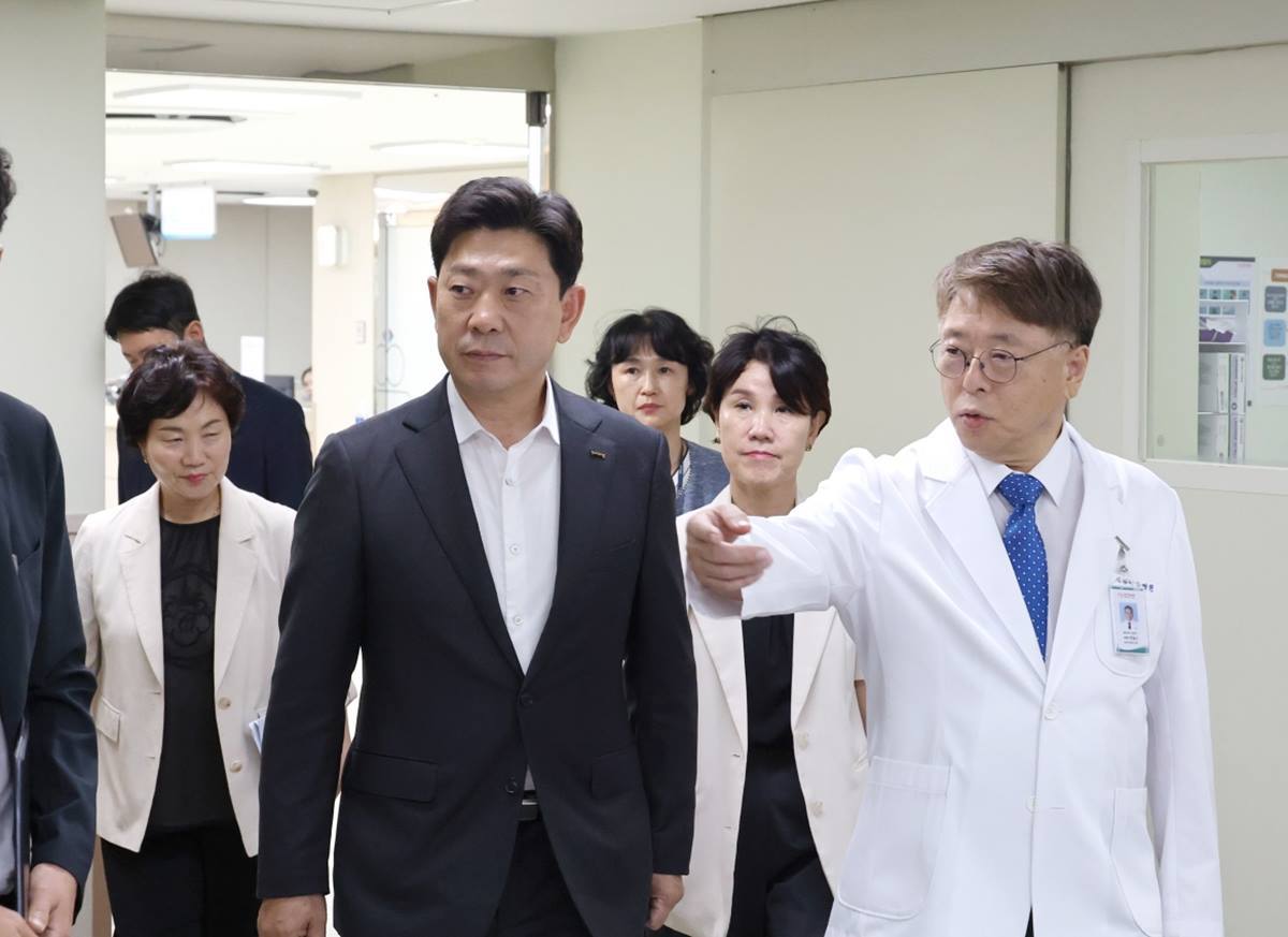 박용선 포항시장, “지역 필수 의료기반 강화할 것”...의료현장 목소리 청취