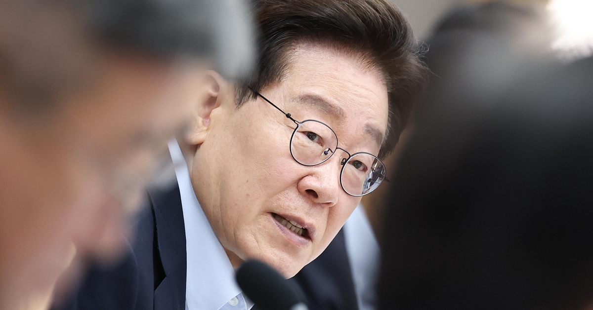 “보고 다 받았으면서 욕먹으니 부하 탓... 이재명 대통령의 황당한 유체이탈 화법”