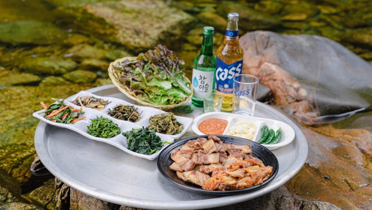 달궁휴게소식당의 토종 흑돼지구이. / 네이버 플레이스 업체 등록 사진