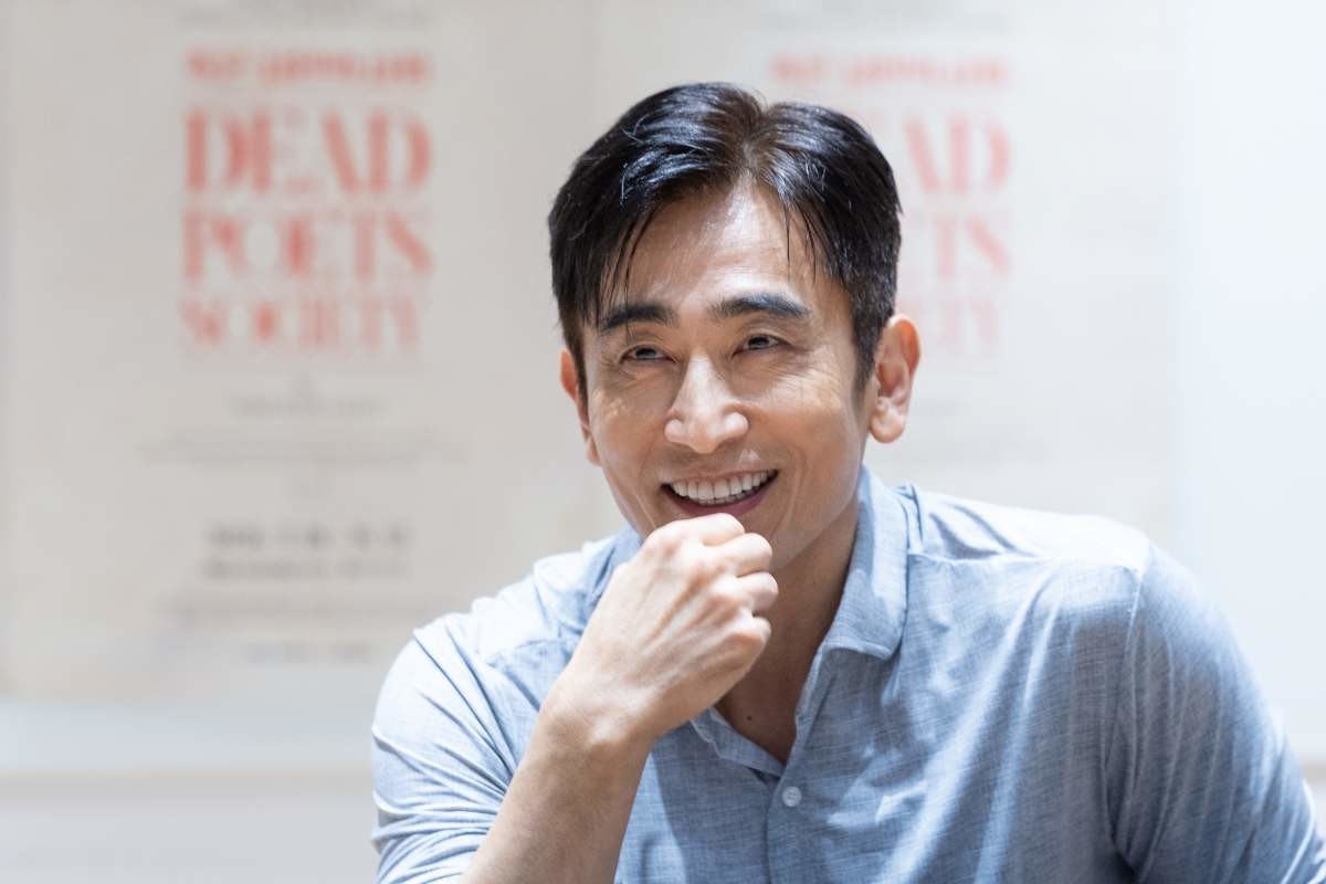 배우 차인표가 11일 오후 서울 종로구 NOL씨어터에서 열린 연극 '죽은 시인의 사회' 기자간담회에 참석해 취재진 질문을 듣고 있다. / 뉴스1