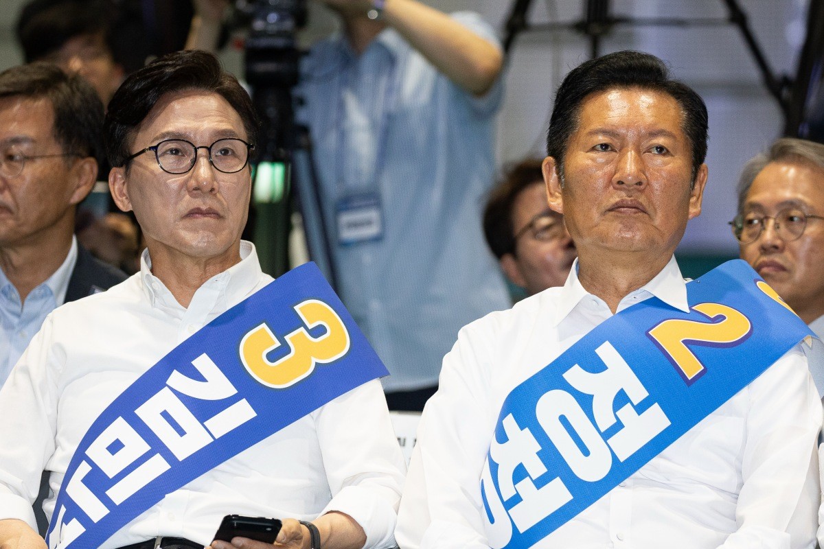 더불어민주당 김민석(왼쪽), 정청래 당대표 후보 / 뉴스1