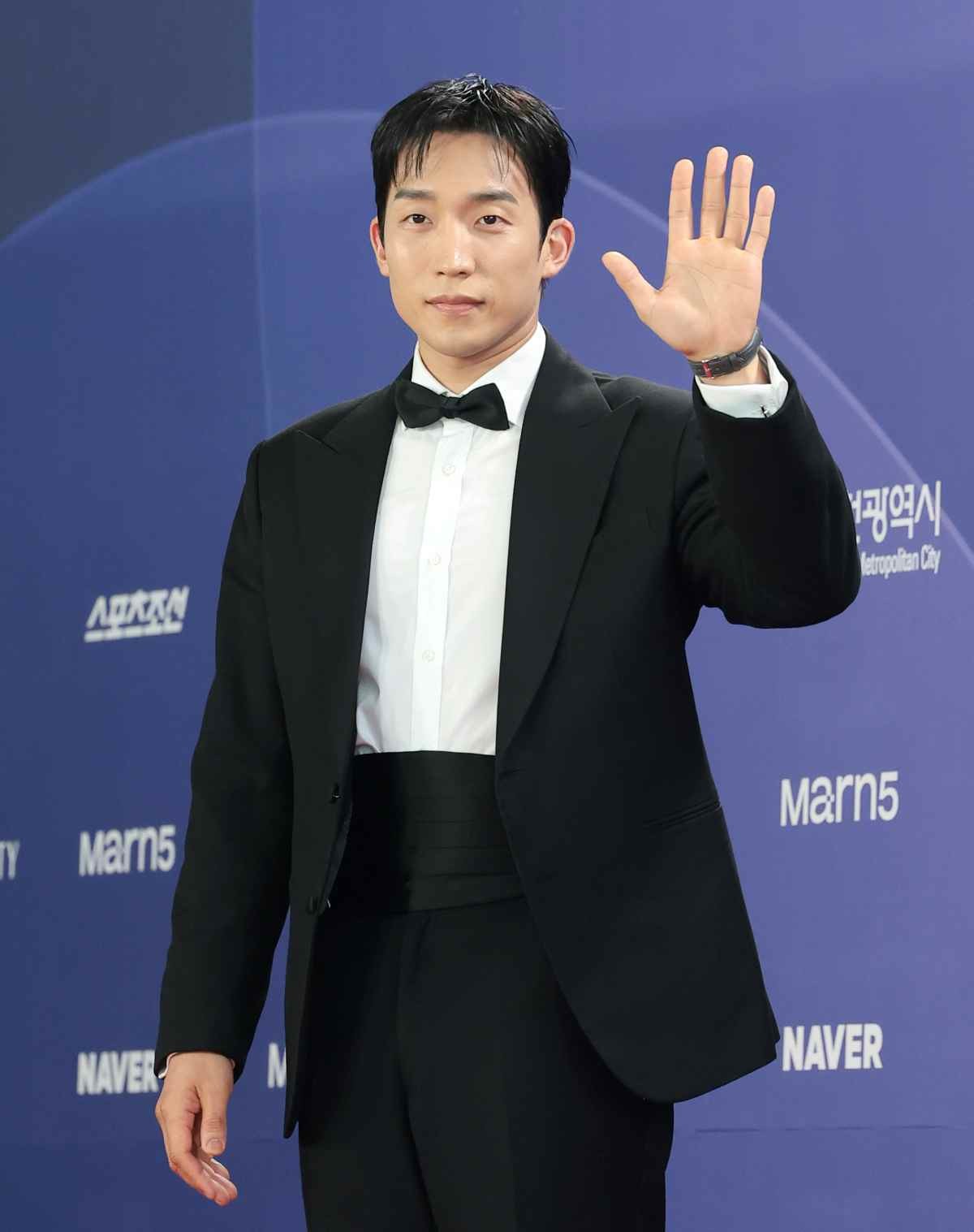 배우 이상이가 지난달 인천 중구 파라다이스시티에서 열린 ‘제5회 청룡시리즈어워즈’ 레드카펫 행사에 참석해 포즈를 취하고 있다. / 뉴스1