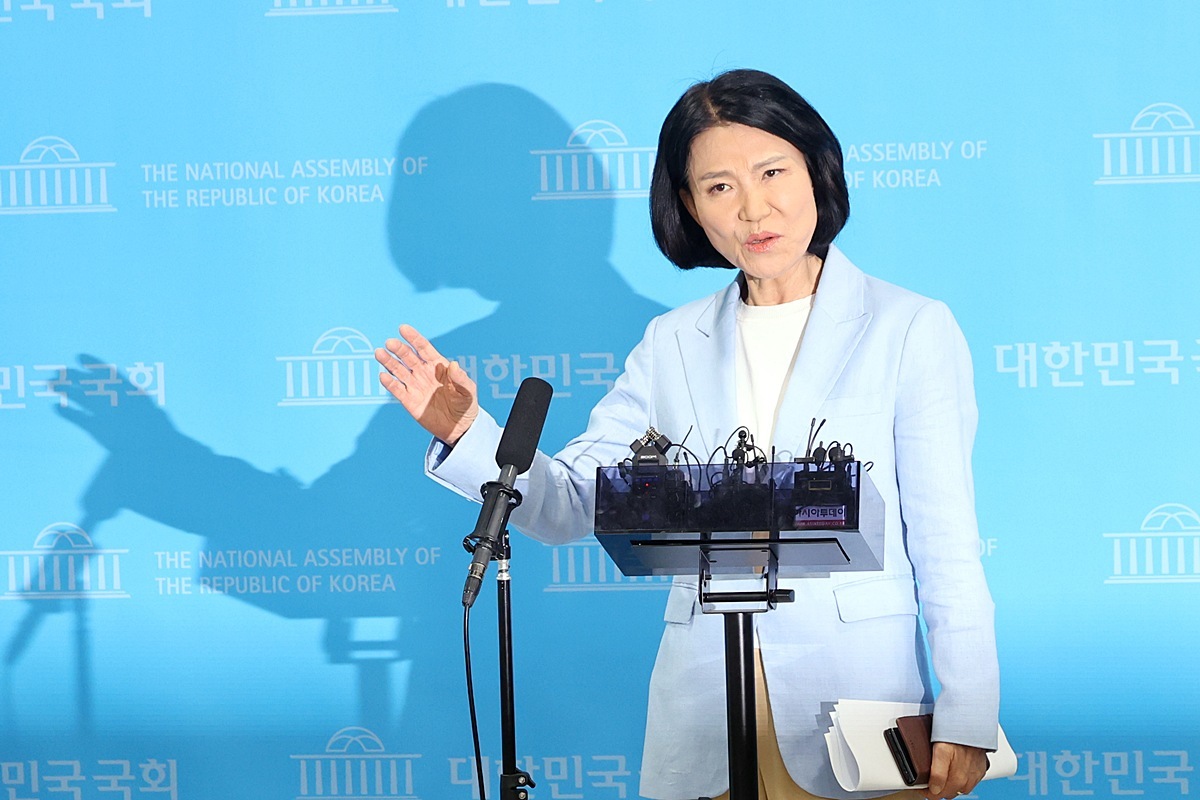 "이진숙, 역사 앞에 사과하길 바란다” 작심 비판한 국민의힘 의원 