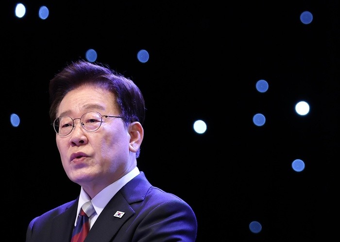 이재명 대통령이 15일 서울 종로구 세종문화회관에서 열린 제81주년 광복절 경축식에서 경축사를 하고 있다. 2026.8.15/뉴스1