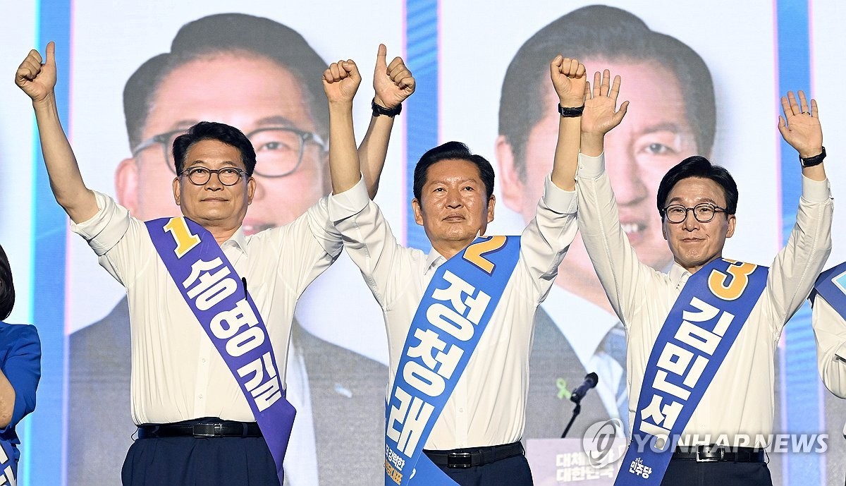 더불어민주당 송영길(왼쪽부터), 정청래, 김민석 당대표 후보 / 연합뉴스