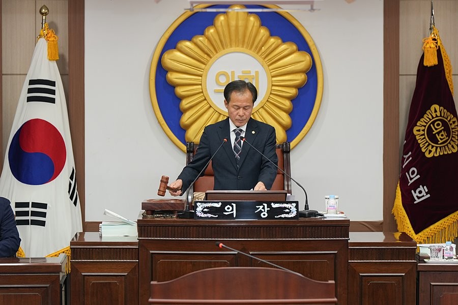 서과석 의장