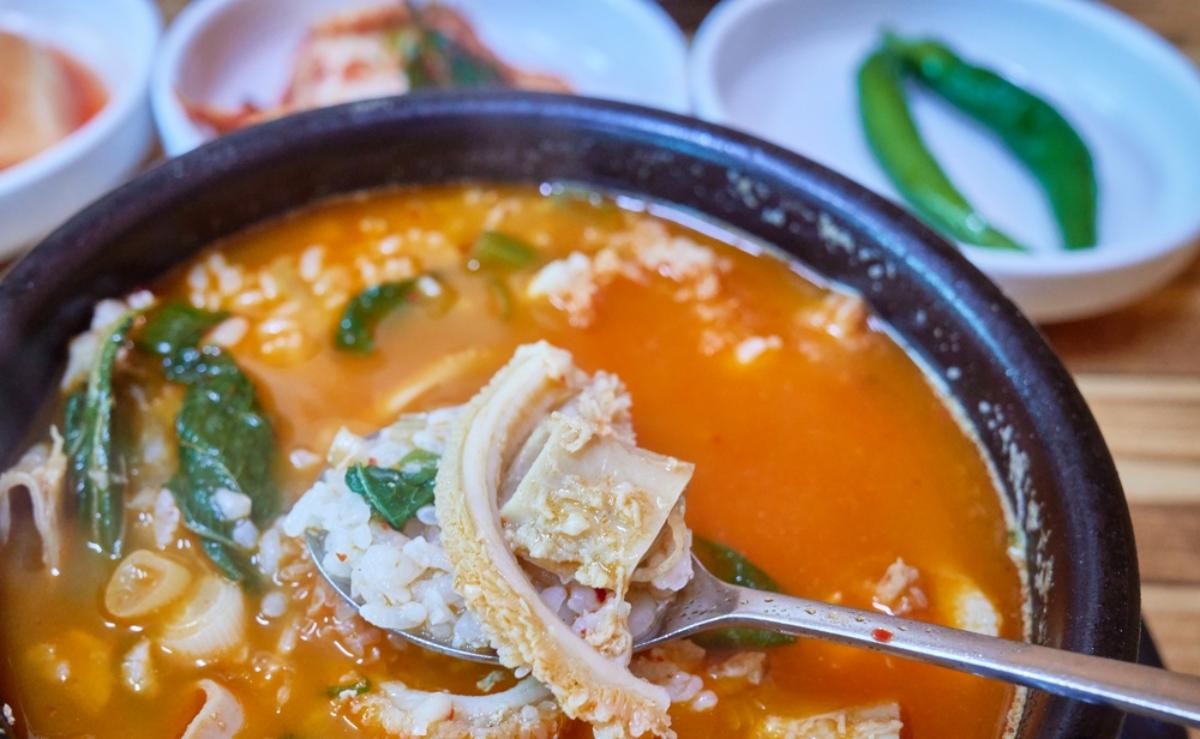 국밥 자료사진. / foodnjoy-shutterstock.com