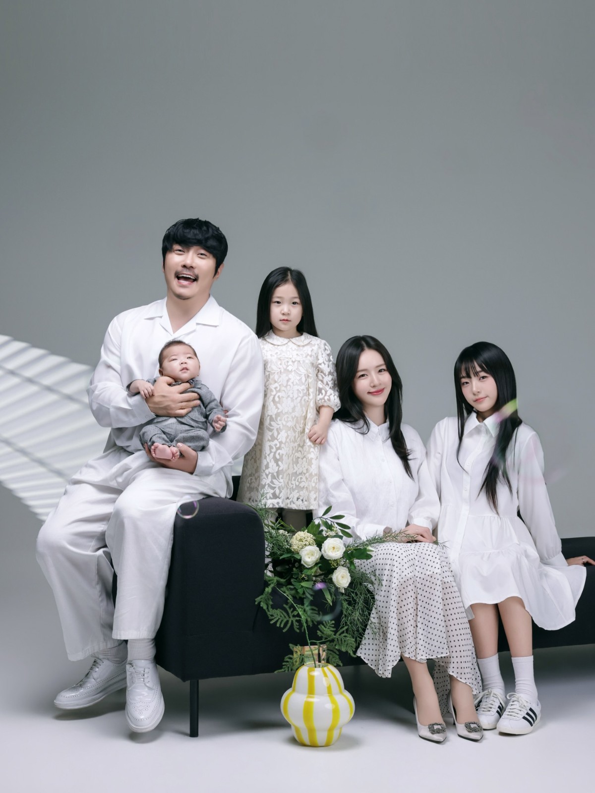 KCM 가족 사진 / KCM 인스타그램