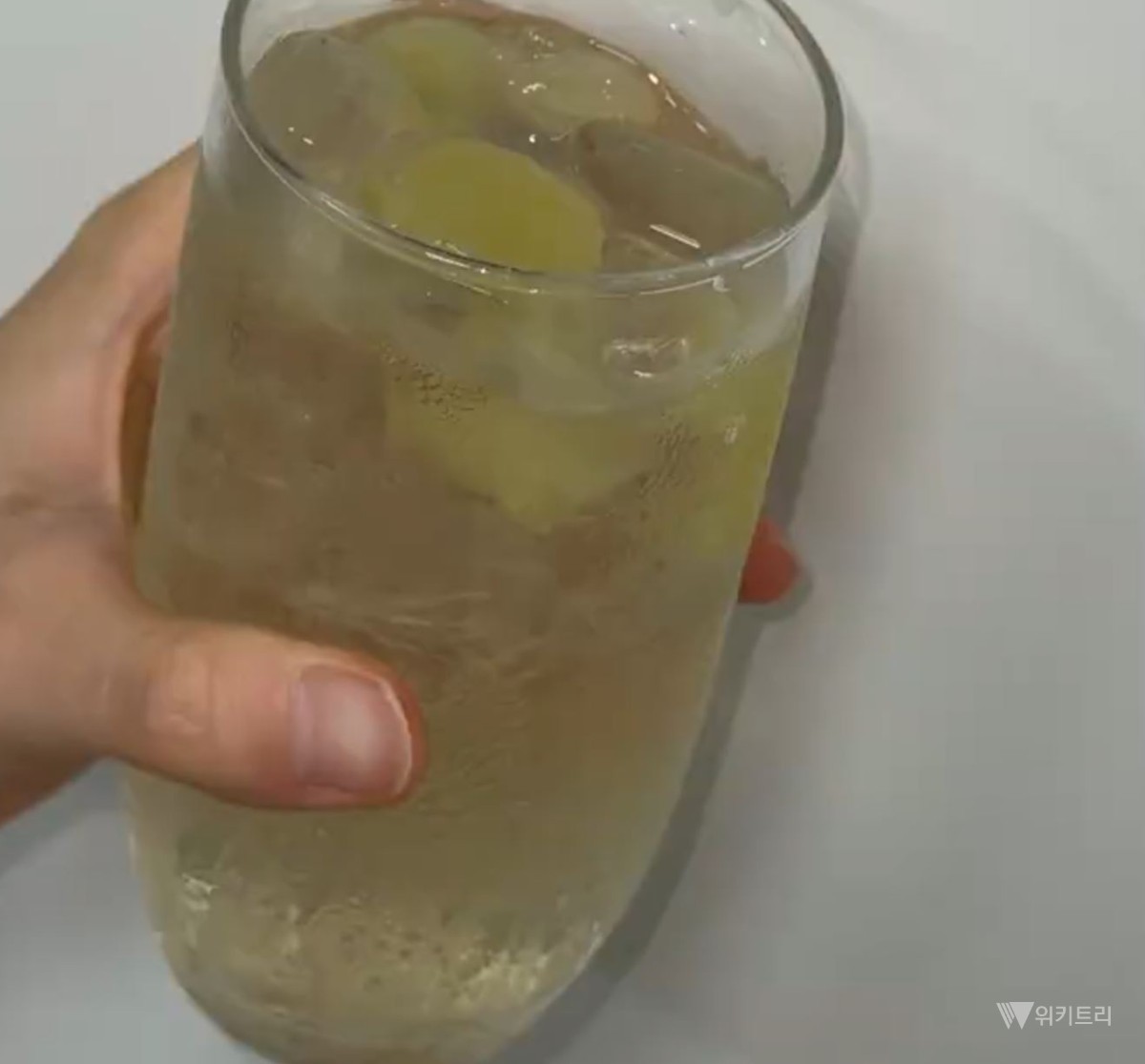 핑크 청포도 에이드 / 위키트리