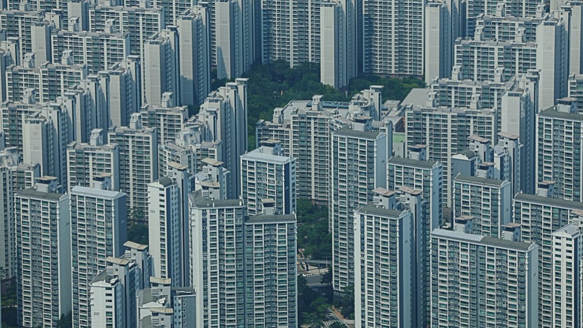 20년 살았으니 내 집이다?…서울시에 터져 난리 난 ‘20년 장기전세’ 논란, 여론 들끓는 중