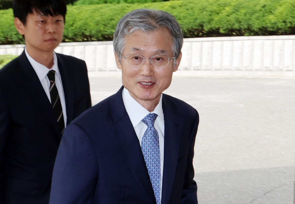 조희대 대법원장, '대법관 서면제청' 논란 속 출근 / 뉴스1