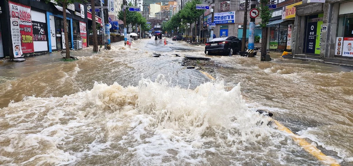 극한호우로 피해 입은 거제 / 뉴스1