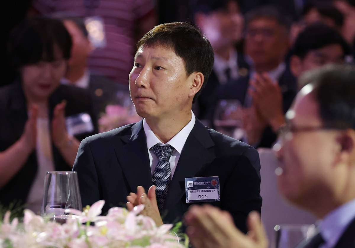 김상식 감독이 이끄는 베트남 축구대표팀이 말레이시아를 연거푸 제압하며 2026 아세안(ASEAN) 현대컵 결승에 올랐다. / 뉴스1