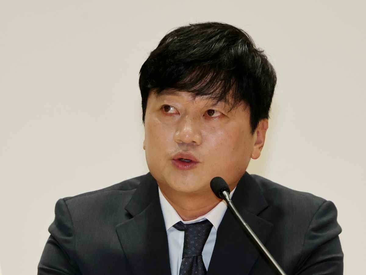 박문성 축구 해설위원이 지난달 서울 여의도 국회 의원회관에서 열린 '위기의 한국축구 진단과 대안 긴급토론회'에서 기조발언을 하고 있다. / 뉴스1