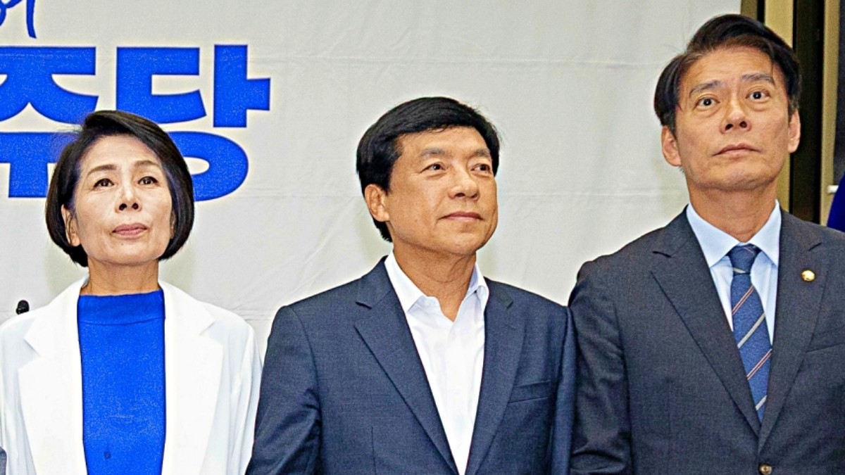 '팀 정청래'로 불린 최민희, 이성윤, 한민수 더불어민주당 최고위원. / 뉴스1