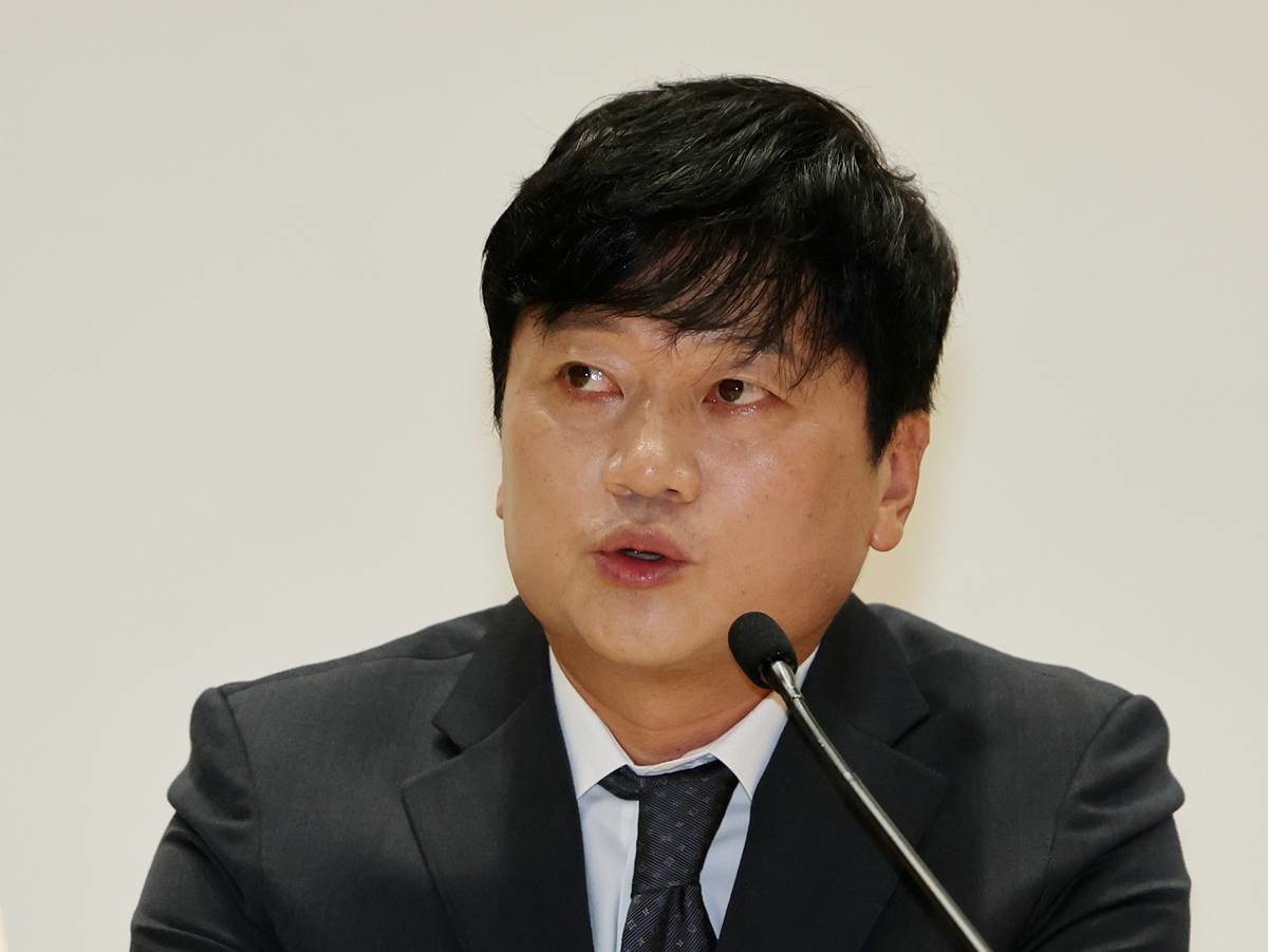 박문성 축구 해설위원이 지난달 8일 오후 서울 여의도 국회 의원회관에서 열린 '위기의 한국축구 진단과 대안 긴급토론회'에서 기조발언을 하고 있다. / 뉴스1