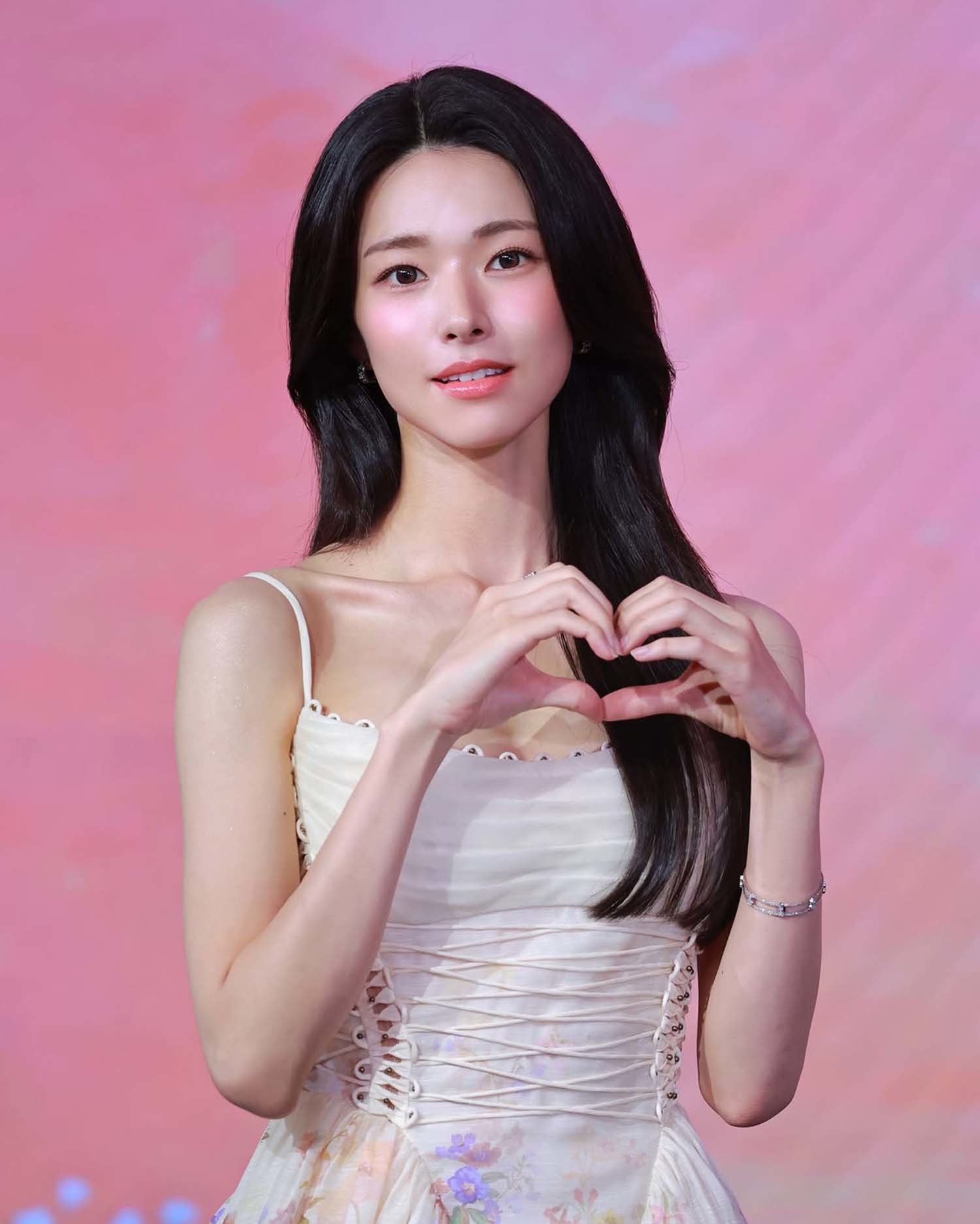 배우 하영 / 하영 인스타그램