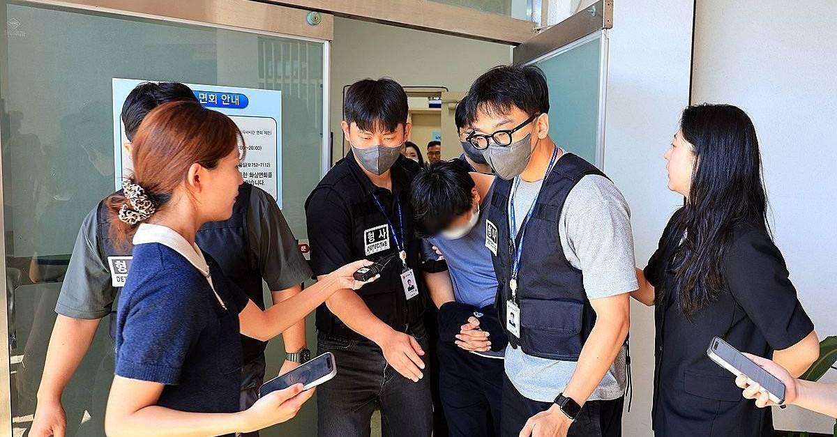 포승줄 묶여 나타난 제주 경찰관…‘실종사건 허위 종결’ 질문 쏟아지자