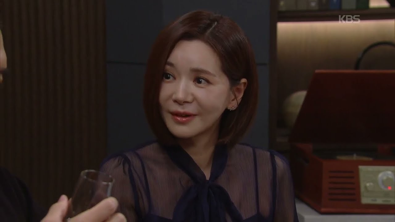 “욕망의 덫” 전혜원·설정환 10년 만의 재회 눈물…강해라 직진 행보 심상찮다