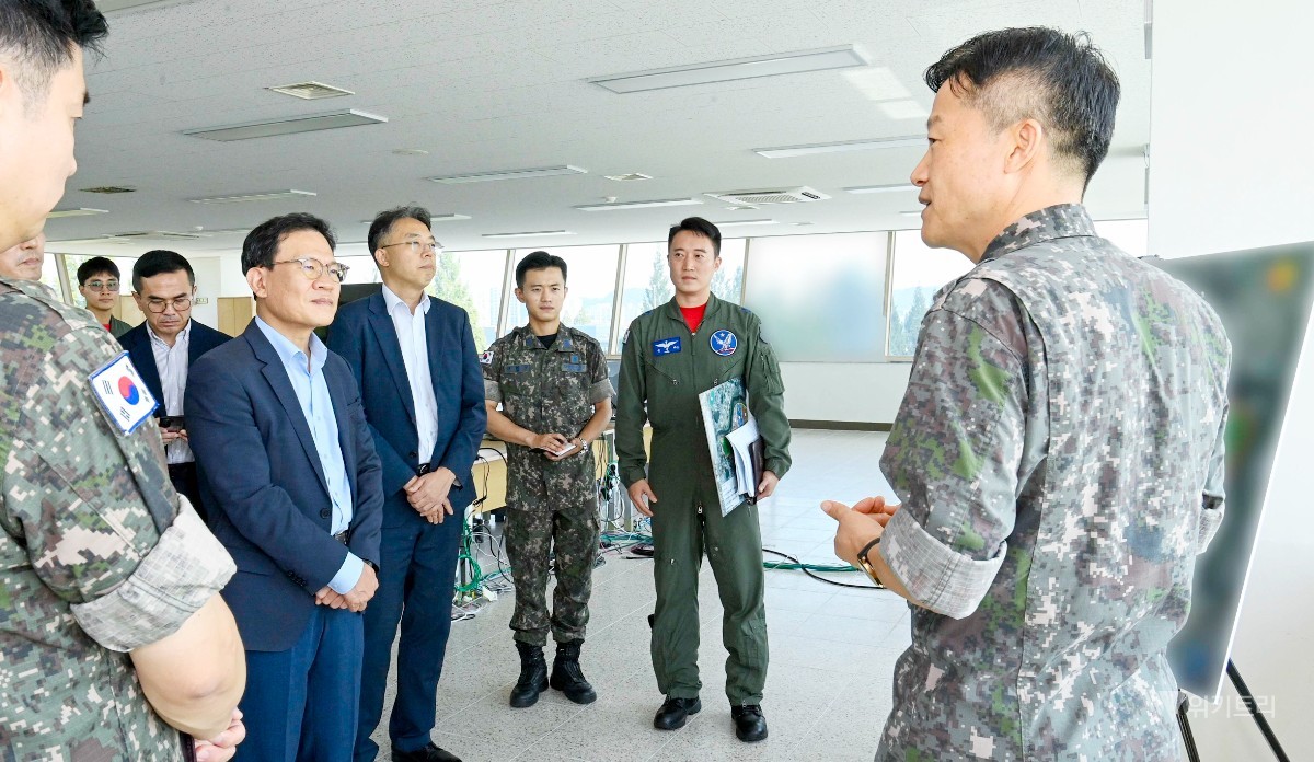 SK하이닉스, 광주 군공항서 반도체 입지 점검