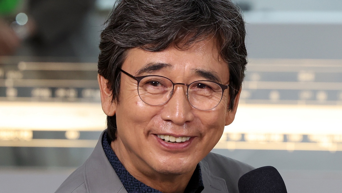 “저주의 독설가 유시민은 이제 작가가 아니라 무당” 직격