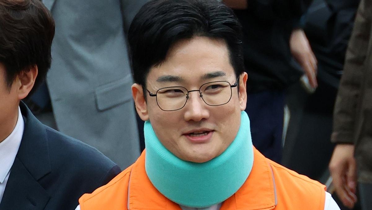 “흔적 남게 녹차라테”…대사·복장까지 짠 정이한 ‘피습 자작극’ 전말  