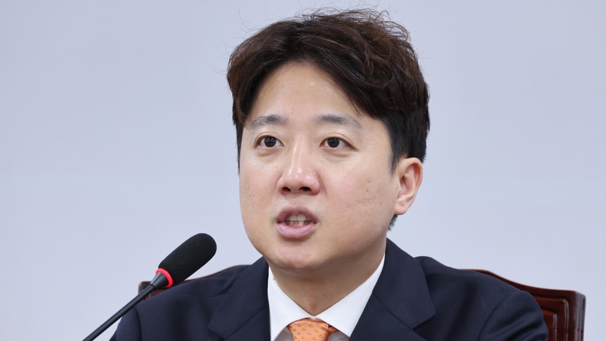 이준석, 오늘 개혁신당 대표직 사퇴…지선 참패·후보 자작극 책임