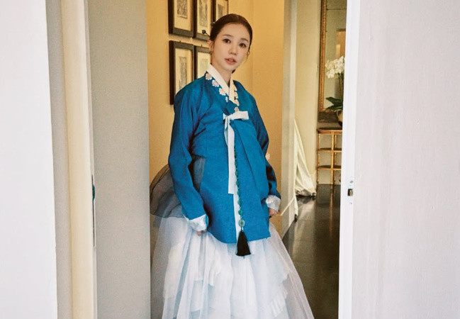 아덴 조 결혼식 행사에서 한복을 입은 윤은혜 / 윤은혜 인스타그램