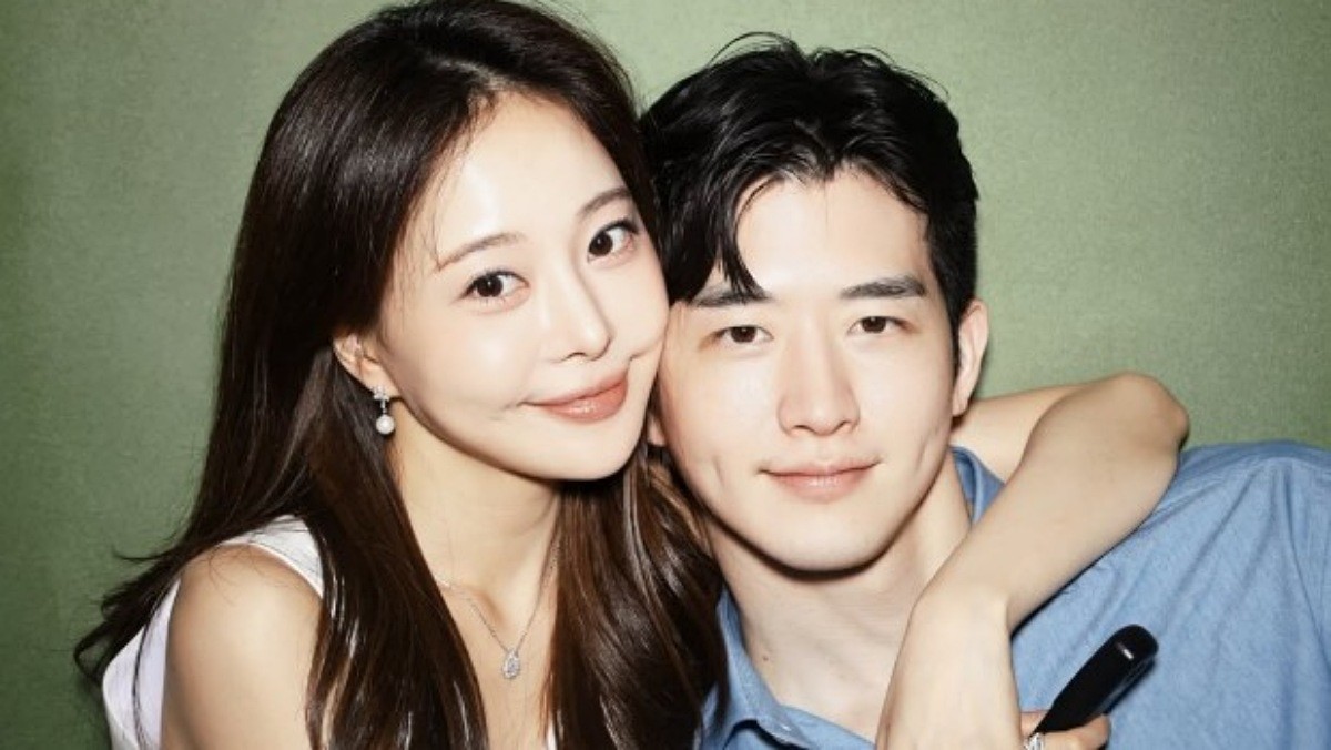 인플루언서 아옳이와 한의사 김형배. / 아옳이 인스타그램