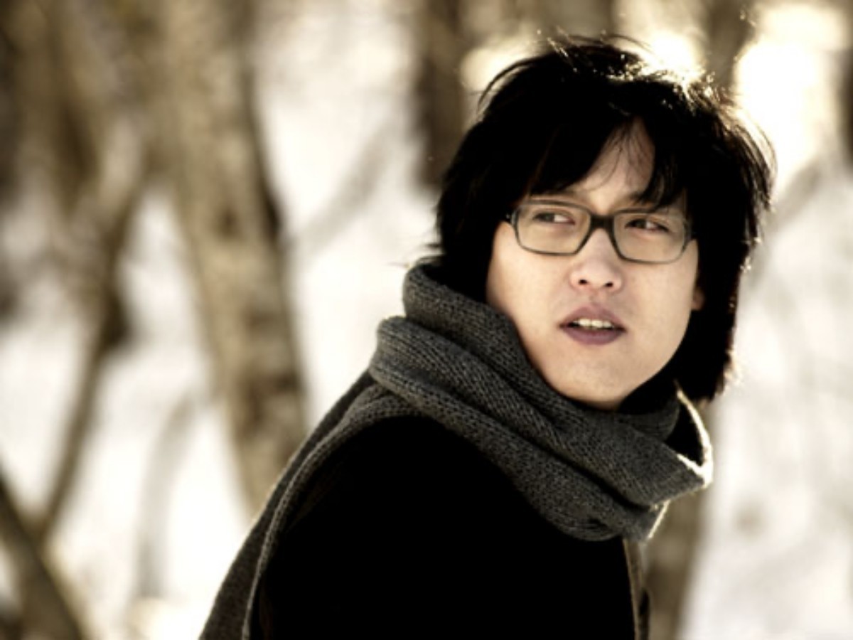 레전드 뮤지션 김동률. / 뮤직팜 제공