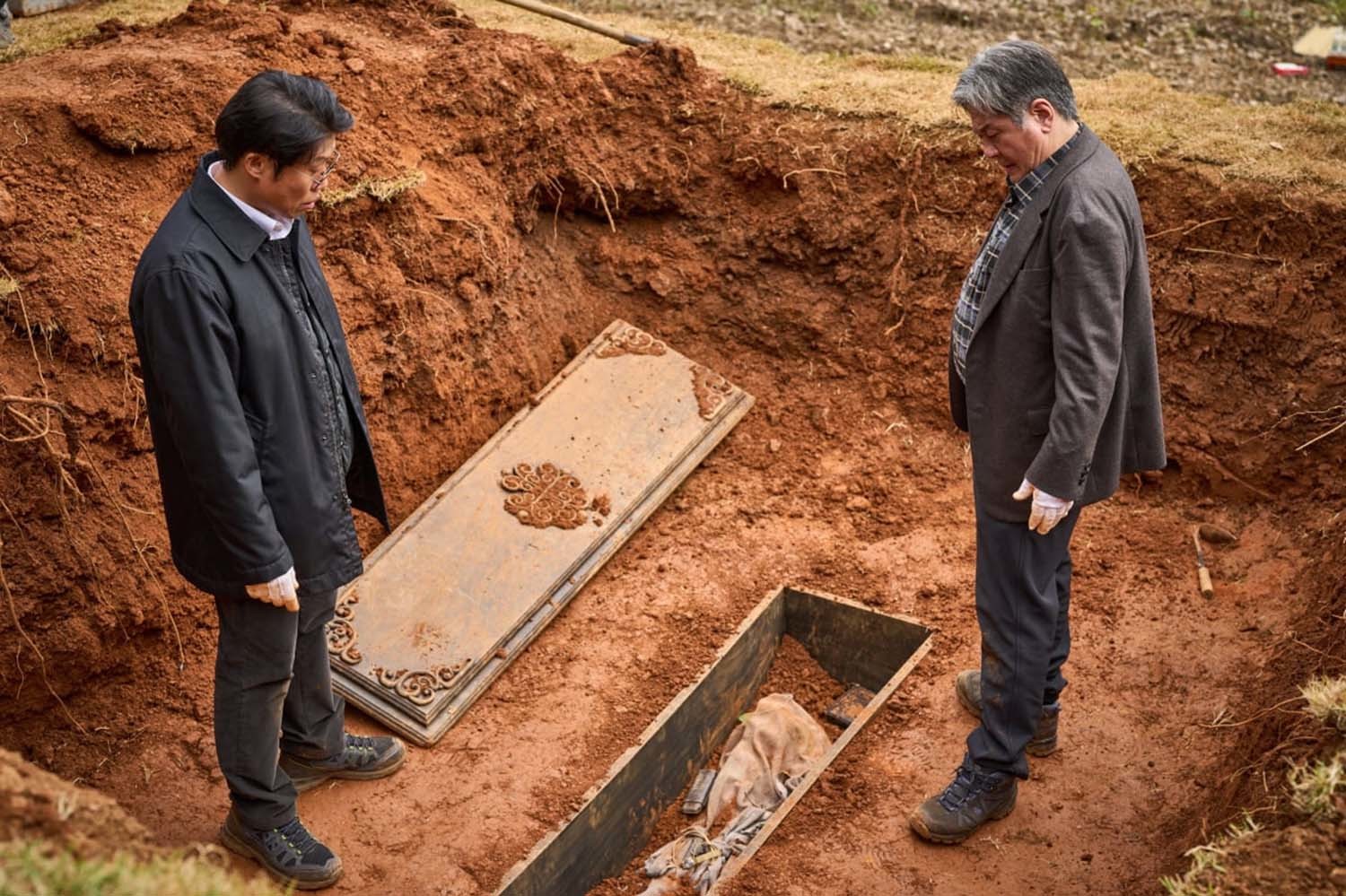 영화 '파묘'의 기이한 장면, 자기 땅에서 실제로 목격한 배우