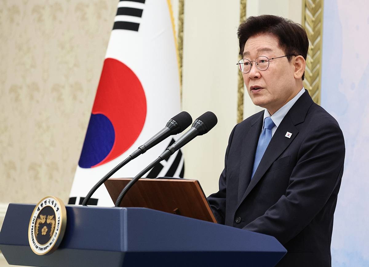 이재명 대통령이 27일 청와대 영빈관에서 열린 시장·군수·구청장 초청 오찬간담회에서 발언하고 있다 / 뉴스1