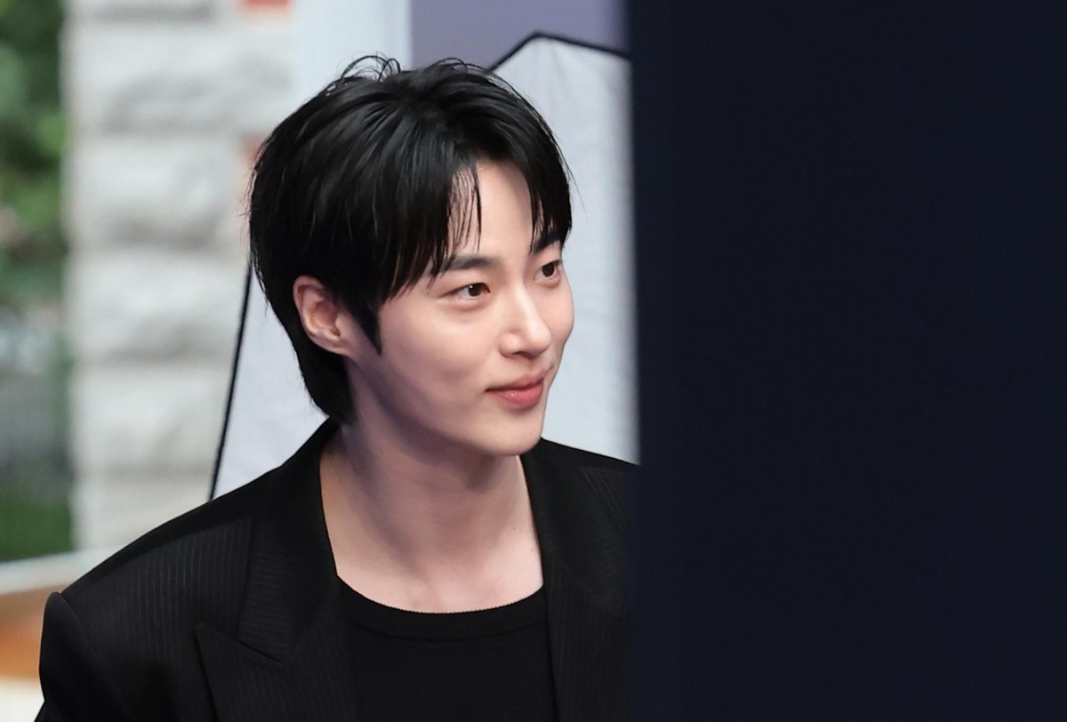 변우석, 4개 부문 동시 석권…아이유와 커플상 1위 / 뉴스1