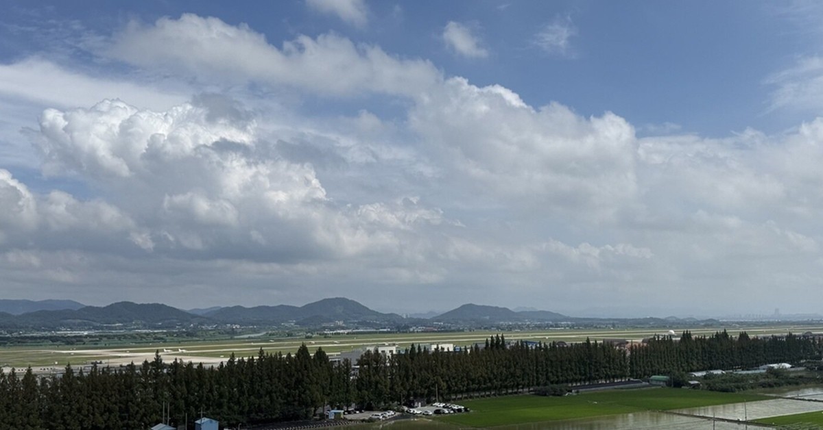 광주 군공항 활주로와 주변 부지의 모습 / 뉴스1