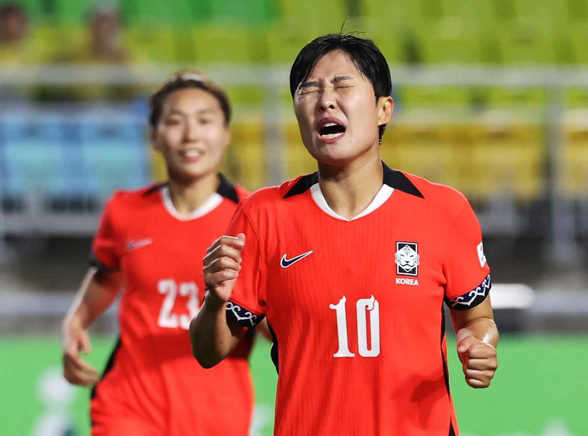 지난해 경기 수원시 팔달구 수원월드컵경기장에서 열린 2025 동아시아축구연맹(EAFF) E-1 챔피언십 여자부 대한민국과 대만의 경기, 후반전 대한민국 지소연이 페널티킥으로 선제골을 넣은 뒤 기뻐하고 있다. / 뉴스1