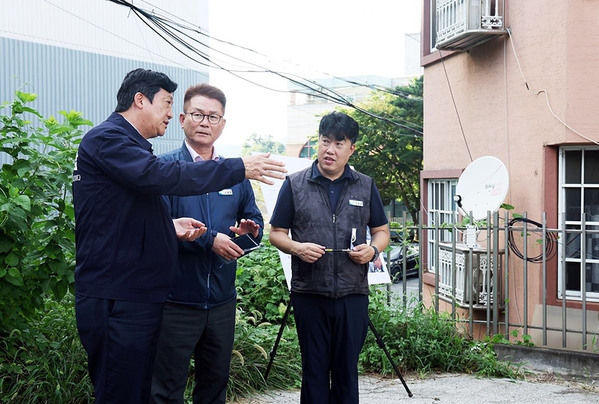 금촌동 도로 개설 건의 현장 점검